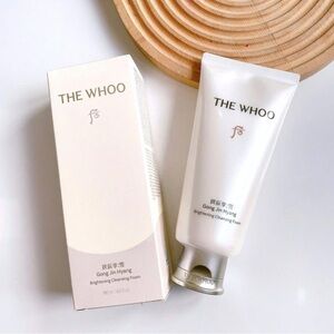 The History of Whoo Gong Jin Hyang Brightening Cleansing Foam 180ml (6.08oz)